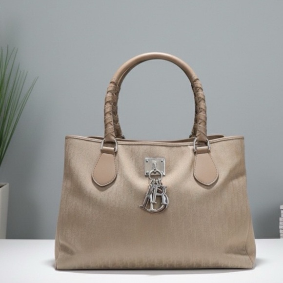 Dior Handbags - Christian Dior Oblique Canvas Saddle Bag -Iconic Romantic Gift -Fast Shipping🎁❤️